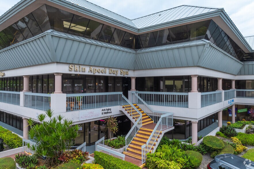 More Photos Of 21301 Powerline Rd, Boca Raton Medical For Sale