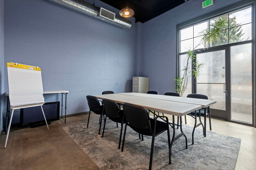 More Photos Of 23 NW Greenwood Ave, Bend Storefront For Sale