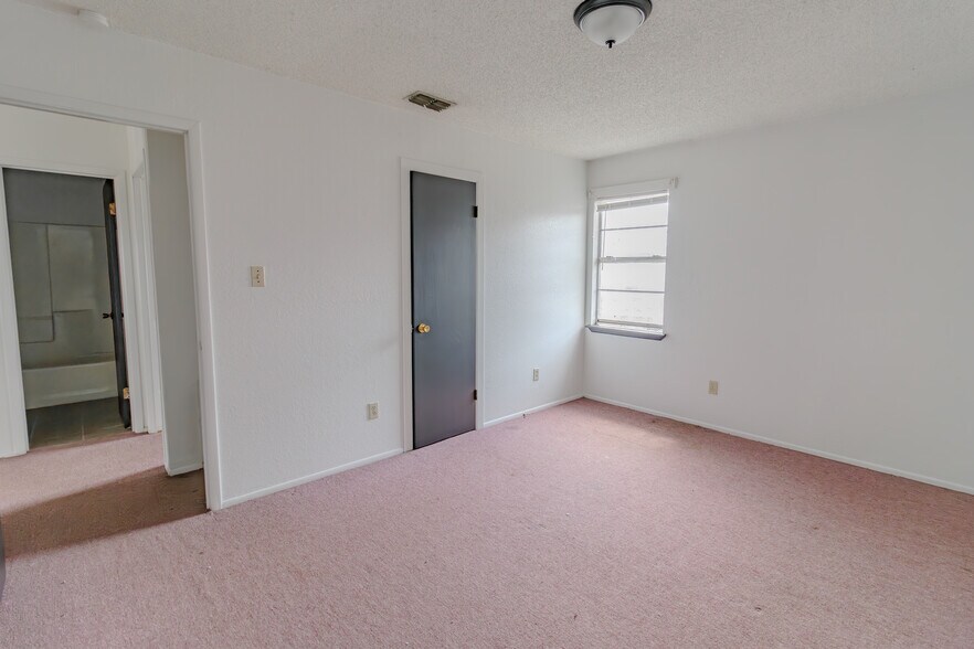 More Photos Of 2095 La Palma St, San Benito Apartments For Sale