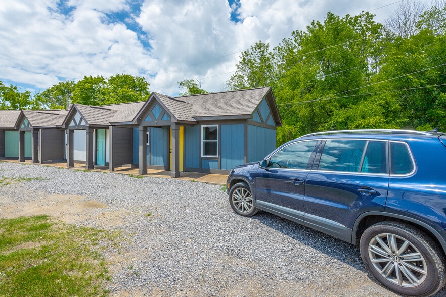 More Photos Of 5640 Highway 41, Jasper Apartments For Sale