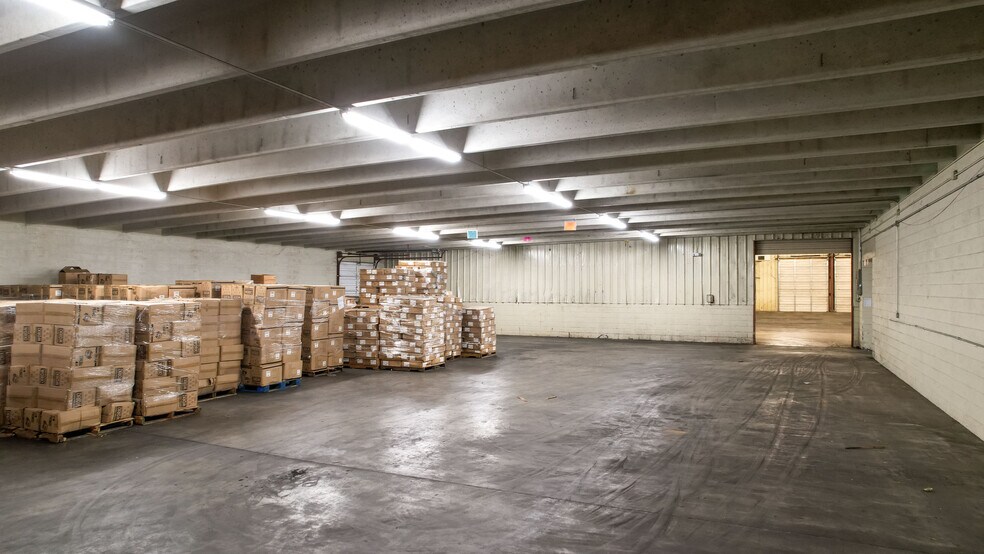 More Photos Of 124 N Charleston St, Blacksburg Warehouse For Sale