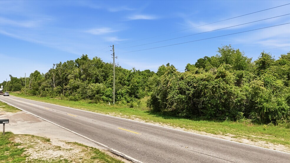 More Photos Of 9433 County line Rd, Spring Hill Land For Sale