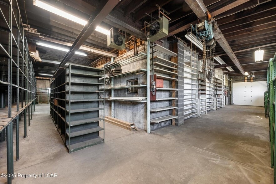 More Photos Of 36 Atherton Ave, Wyoming Warehouse For Sale