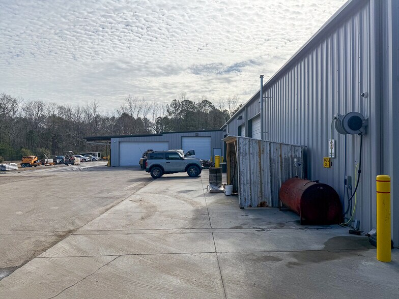 More Photos Of 694 Greyback Rd, Summerville Industrial For Sale