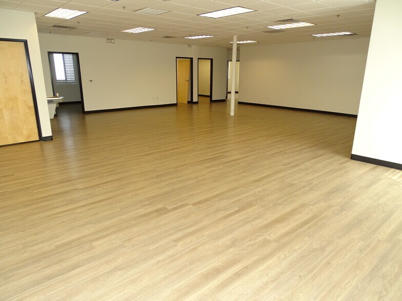 More Photos Of 750 Coronado Center Dr, Henderson Medical For Lease