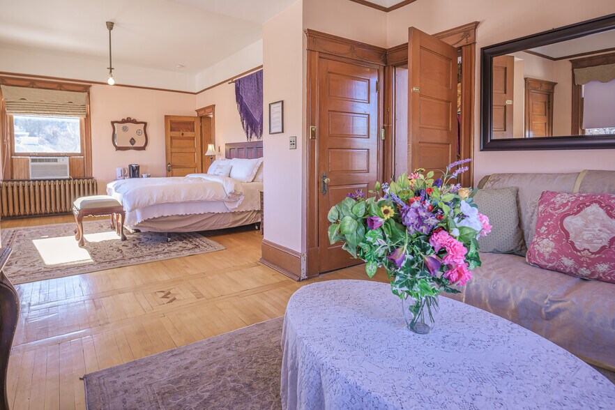 More Photos Of 310 E 2nd St, Trinidad Hospitality For Sale