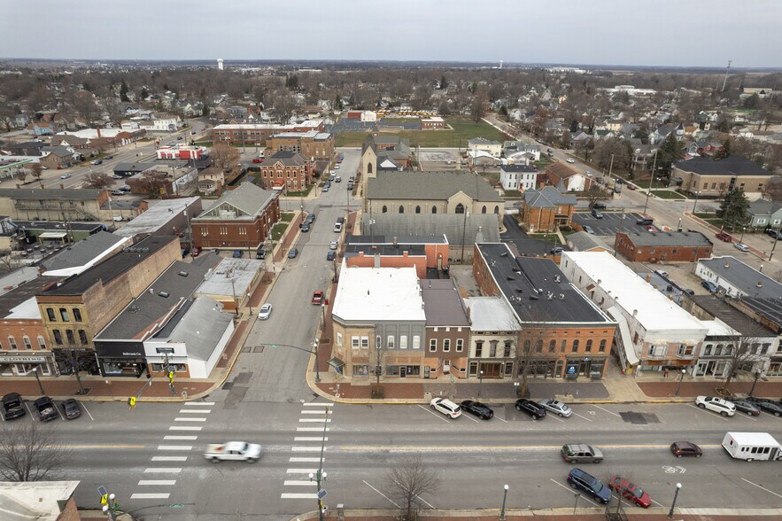 More Photos Of 50-52 S Main St, London Storefront Retail Residential For Sale