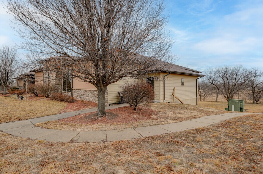 More Photos Of 2730 Crossbridge Rd, Lincoln Religious Facility For Sale