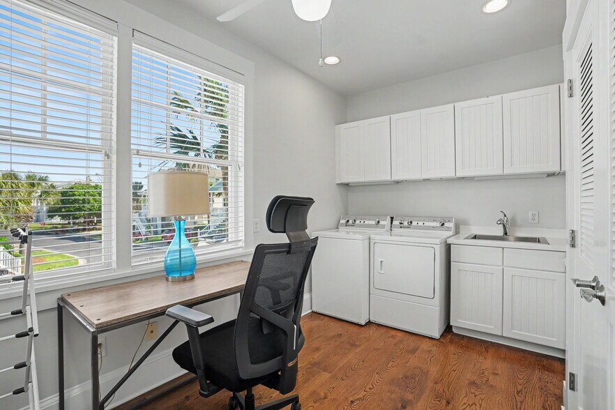 More Photos Of 8 Sandlewood Ct, Tybee Island Specialty For Sale