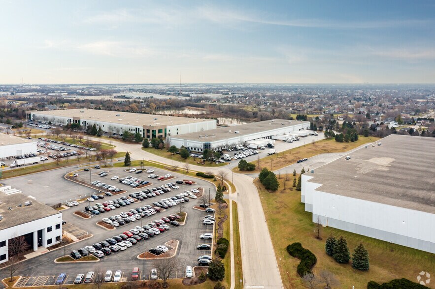 More Photos Of 1625 Hunter Rd, Hanover Park Warehouse For Lease