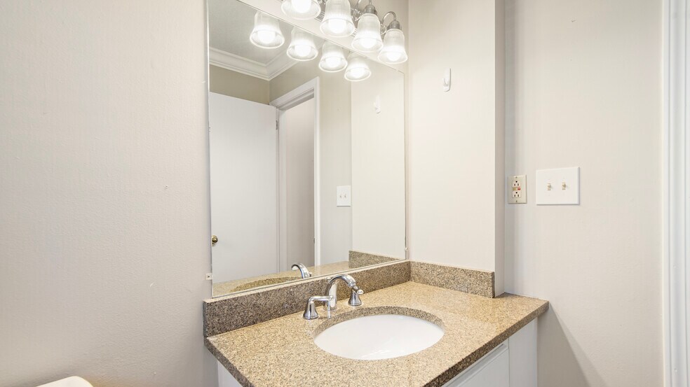 More Photos Of 1656 Scenic Gulf Dr, Destin Apartments For Sale