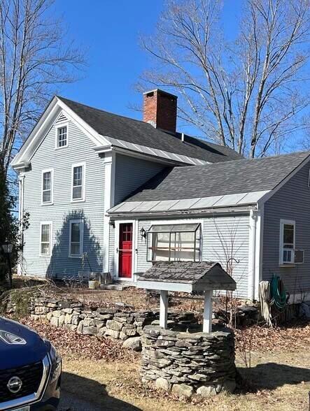 More Photos Of 406 Emerson Ave, Hampstead Office Residential For Sale