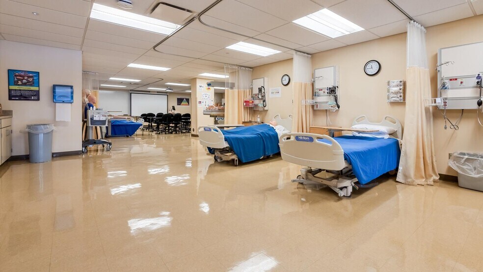 More Photos Of 200 N Whitewoman St, Coshocton Loft Creative Space For Lease