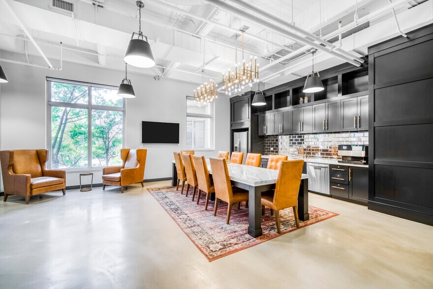 More Photos Of 600 Massachusetts Ave NW, Washington Coworking Space