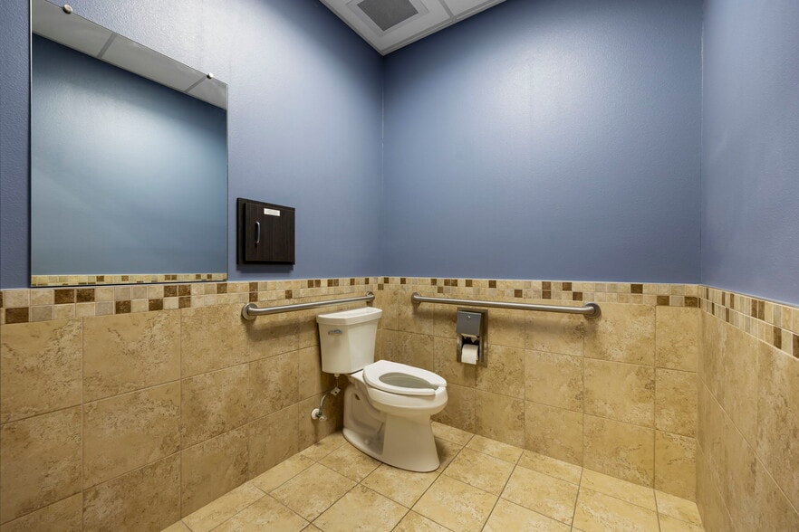 More Photos Of 23607 US HWY 27, Lake Wales Medical For Lease