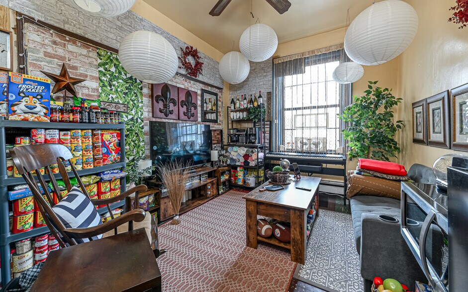 More Photos Of 830-840 Linden Ave, East Pittsburgh General Retail For Sale