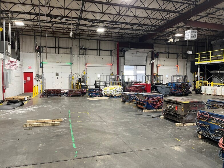 More Photos Of 515 S 4th St, Osage City Manufacturing For Sale