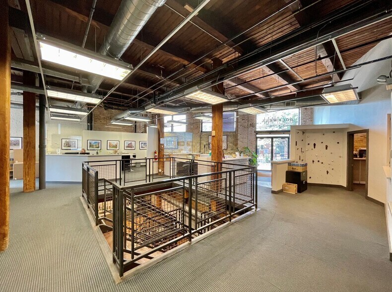 More Photos Of 1000 N Halsted St, Chicago Loft Creative Space For Lease