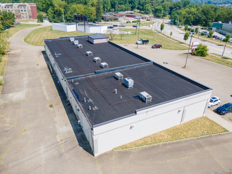 More Photos Of 2052-2070 Romig Rd, Akron Storefront For Sale