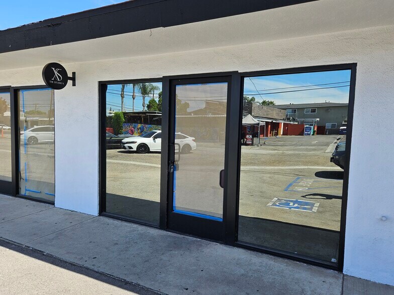 More Photos Of 12040 Paramount Blvd, Downey Storefront Retail Office For Sale