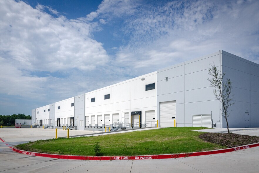 More Photos Of 401 E Bardin Rd, Arlington Unknown For Lease
