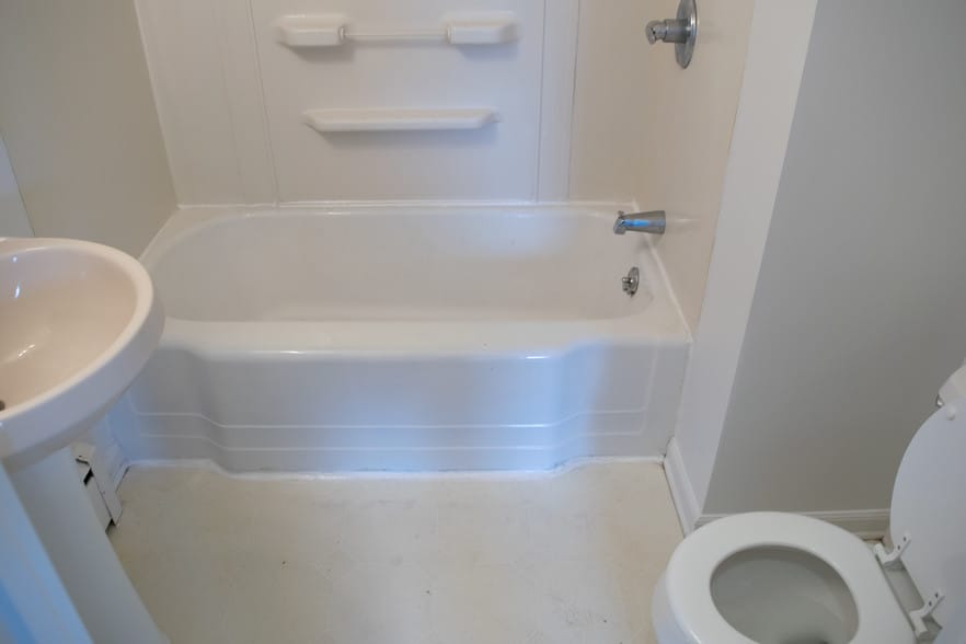 More Photos Of 2574 Monroe St, Toledo Apartments For Sale