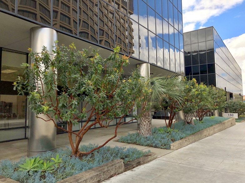 More Photos Of 150 E Colorado Blvd, Pasadena Office For Lease