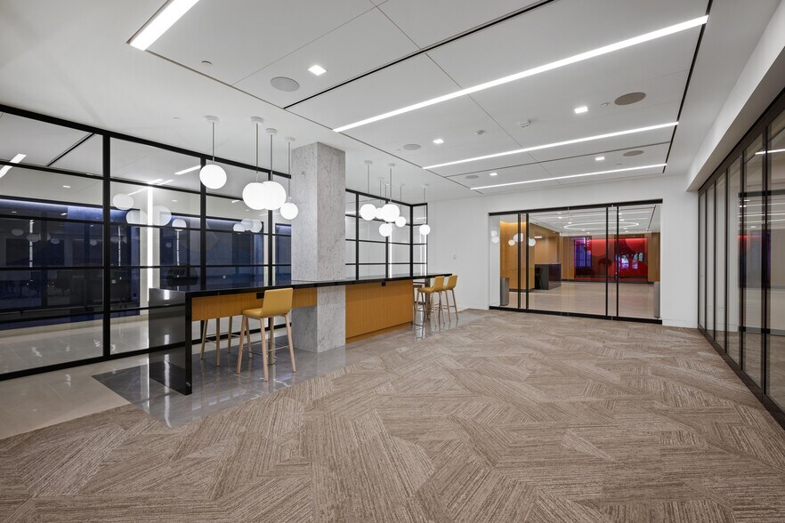 More Photos Of 1400 16th St NW, Washington Office For Lease