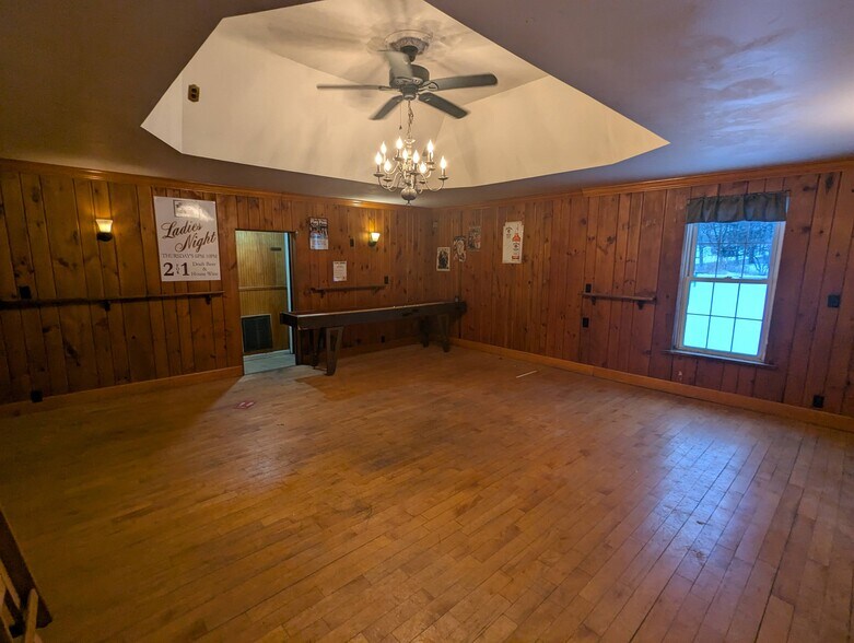 More Photos Of 17 Main St, Ballston Lake Restaurant For Lease