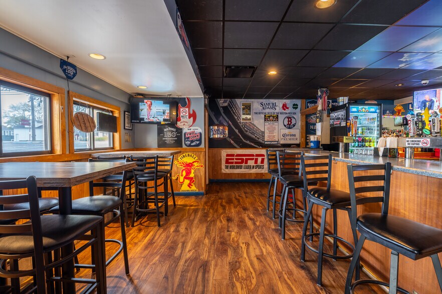 More Photos Of 1019 Norwich Rd, Plainfield Restaurant For Sale