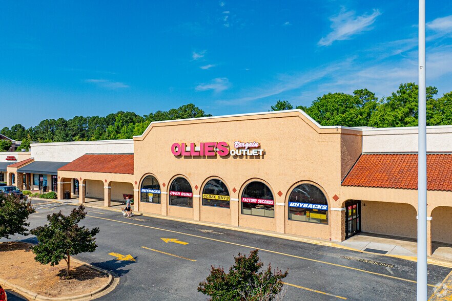 More Photos Of 3823 Guess Rd, Durham Storefront For Sale