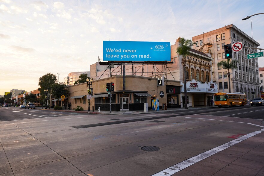 More Photos Of 300 N Main St, Santa Ana Storefront For Sale