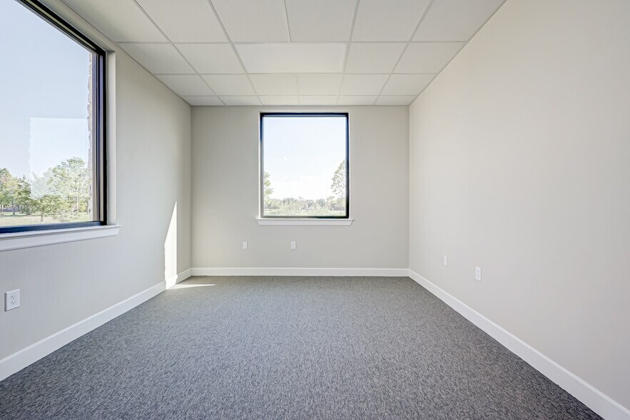 More Photos Of 3129 Kingsley Dr, Pearland Medical For Sale
