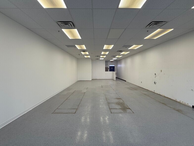 More Photos Of 1909-1915 Suburban Ave, Saint Paul Storefront For Lease