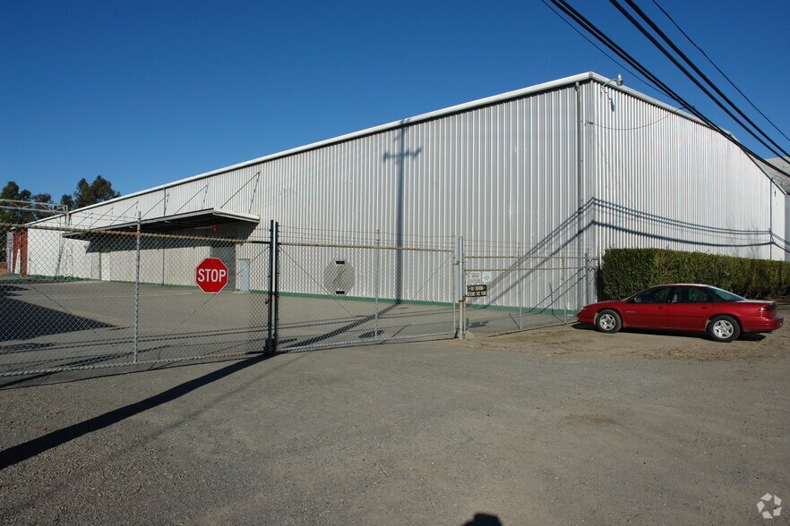 More Photos Of 2020 Esplanade Rd, Chico Light Manufacturing For Sale