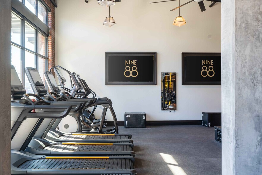 More Photos Of 988 El Camino Real, South San Francisco Apartments For Lease