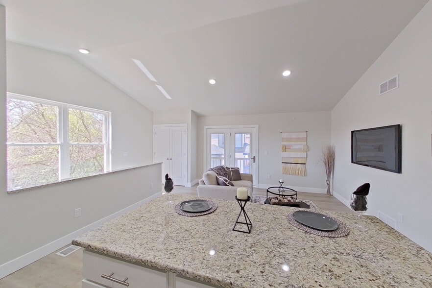 More Photos Of 695 Livernois St, Ferndale Apartments For Sale