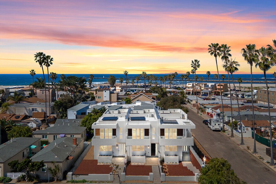 More Photos Of 2158 & 2166 Abbott st, San Diego Apartments For Sale