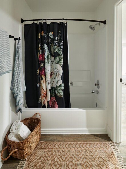 More Photos Of 2231 NE Bridgecreek Ave, Vancouver Apartments For Sale