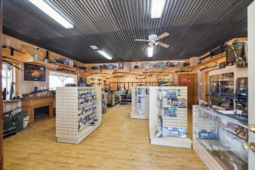 More Photos Of 5555 Hand Rd #B, Richmond Self Storage For Sale