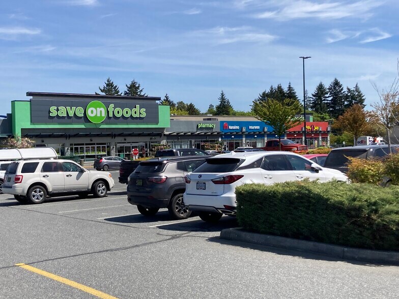 More Photos Of 2000 Island Hwy N, Nanaimo Storefront For Lease