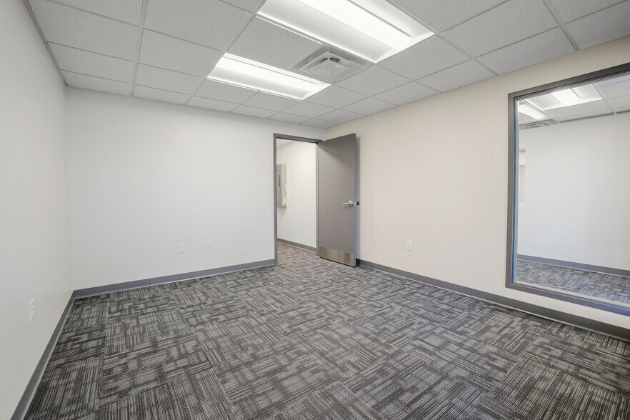 More Photos Of 1425 Mount Vernon Rd, Newark Manufacturing For Lease