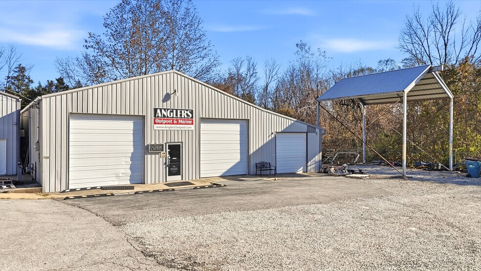 More Photos Of 4510 N Preston Hwy, Shepherdsville Showroom For Sale