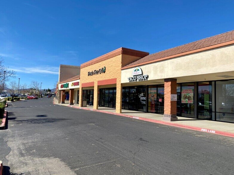 More Photos Of 101-179 Lake Blvd, Redding Unknown For Lease