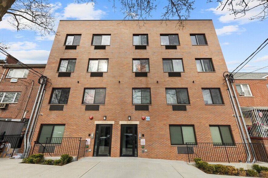 More Photos Of 3029-3031 Bronxwood Ave, Bronx Apartments For Sale