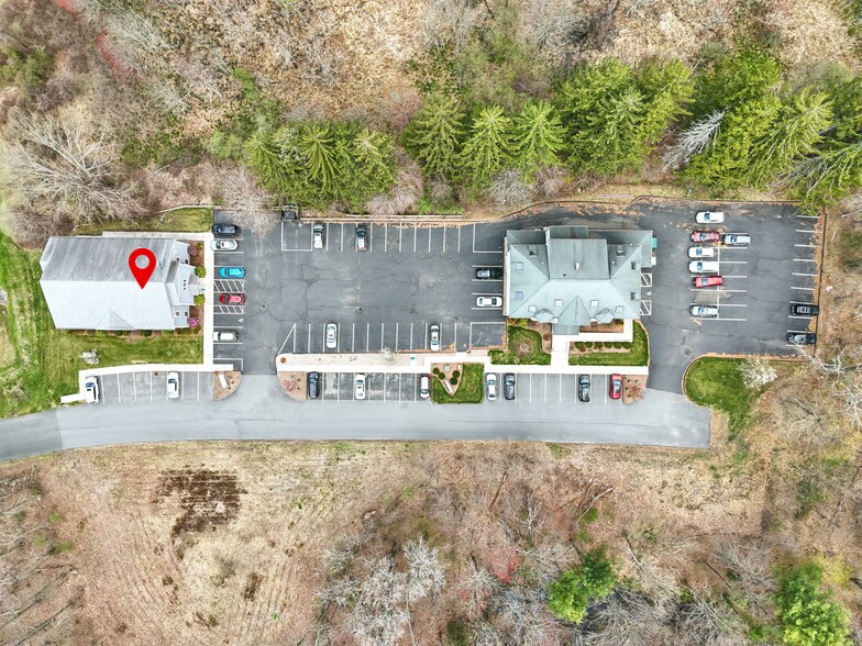 More Photos Of 25 Bridge St, Belchertown Office For Sale