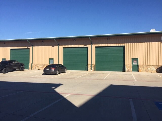 More Photos Of 122 Rose Ln, Frisco Light Manufacturing For Sale