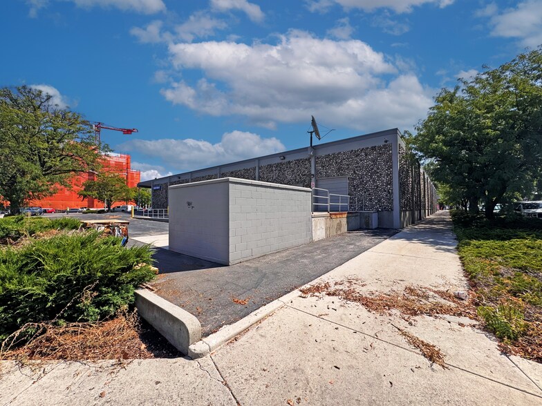 More Photos Of 1515 W State St, Boise Freestanding For Lease