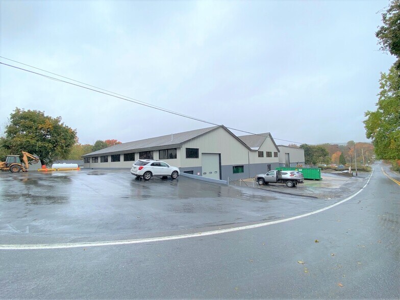 More Photos Of 164 Seneca Rd, Lehighton Warehouse For Lease