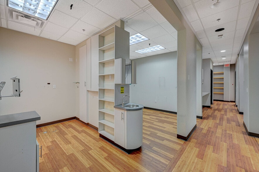 More Photos Of 3650 S Eastern Ave, Las Vegas Medical For Sale